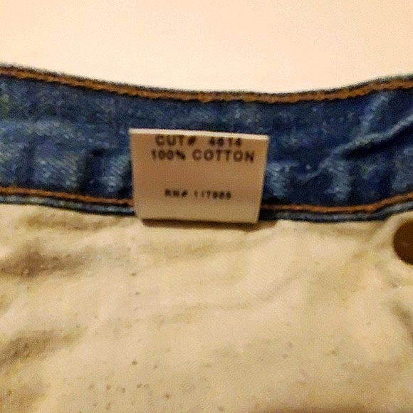 J Brand Roll Cuff Low Rise Cutoff Denim Jean Shorts Sz 26 - Picture 6 of 6